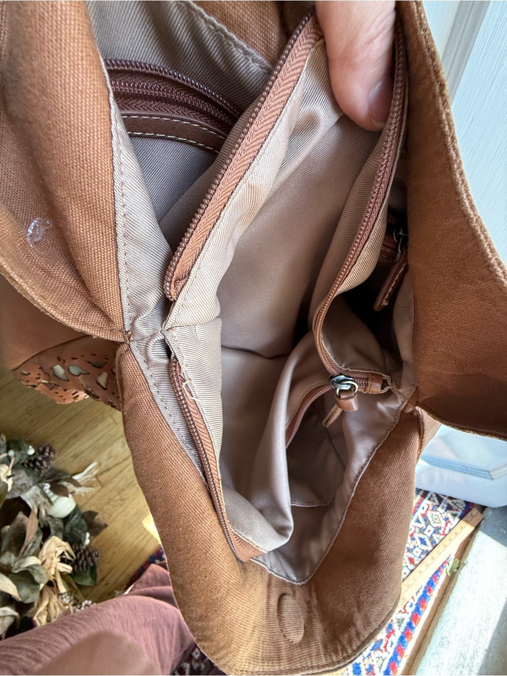 The Sak Laser-Cut Hobo Shoulder Bag - Brown with Cream Lining - Picture 5 of 9